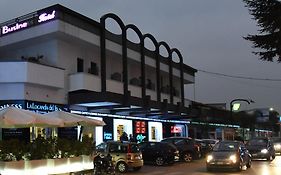 Business Hotel